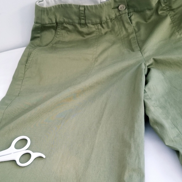 Tommy Bahama Stretch Olive Green Pants - Picture 9 of 16